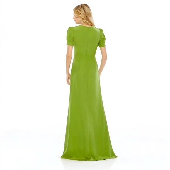 🌻NEW w.Tags MAC DUGGAL Apple Plunge Neck Puff Sleeve Cut Out Gown Size 10 $458 - Picture 8 of 13